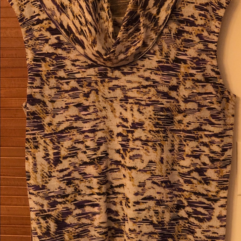 Jones New York artsy top